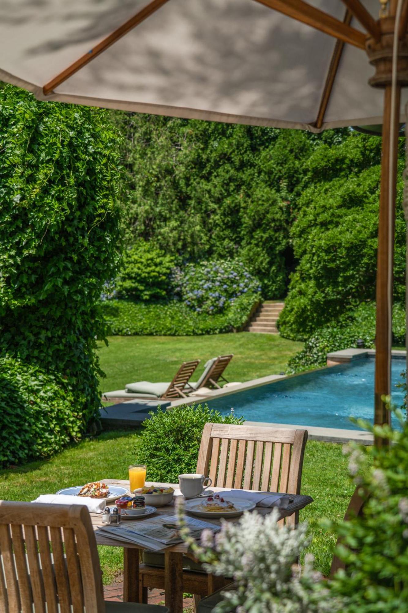 The Baker House 1650 Bed & Breakfast อีสต์แฮมพ์ตัน ภายนอก รูปภาพ